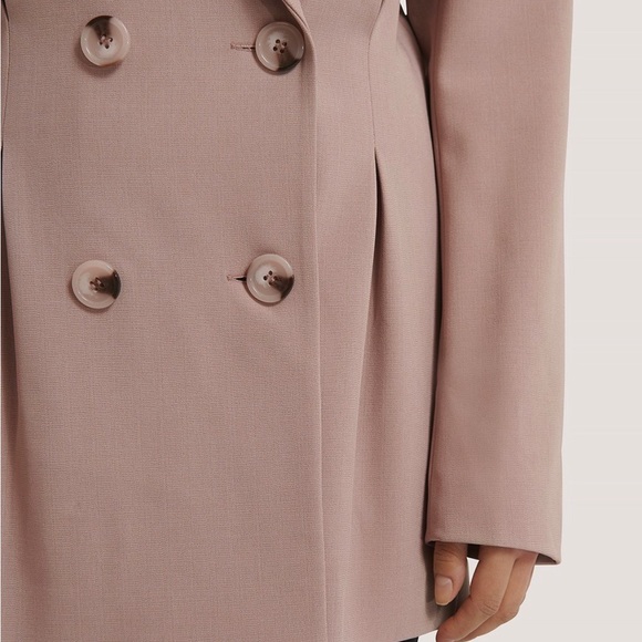 CHIC SINGED BLAZER from NA-KD - Picture 9 of 10